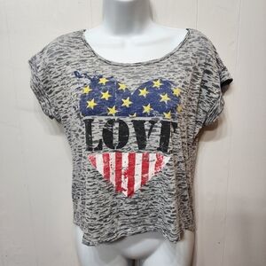 Belle du Jour Shirt Medium Gray Love Graphic Patriotic‎ USA Keyhole Back C417